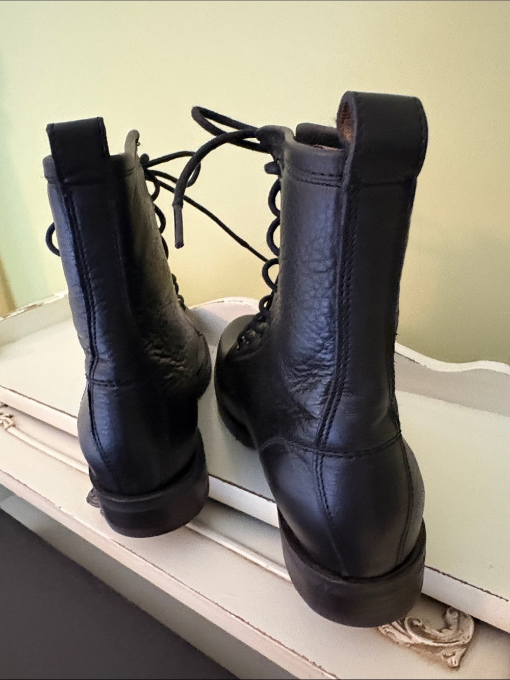 NIB - Frye Veronica Black Leather Combat Boots - Size 8 - Picture 4 of 12
